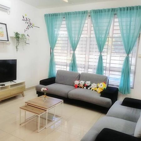 Desaru M'Cozy,12Pax,Waterpark,Bbq,Wifi Villa Bandar Penawar Luaran gambar